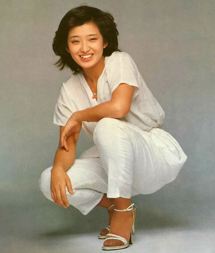 momoe yamaguchi feet 5