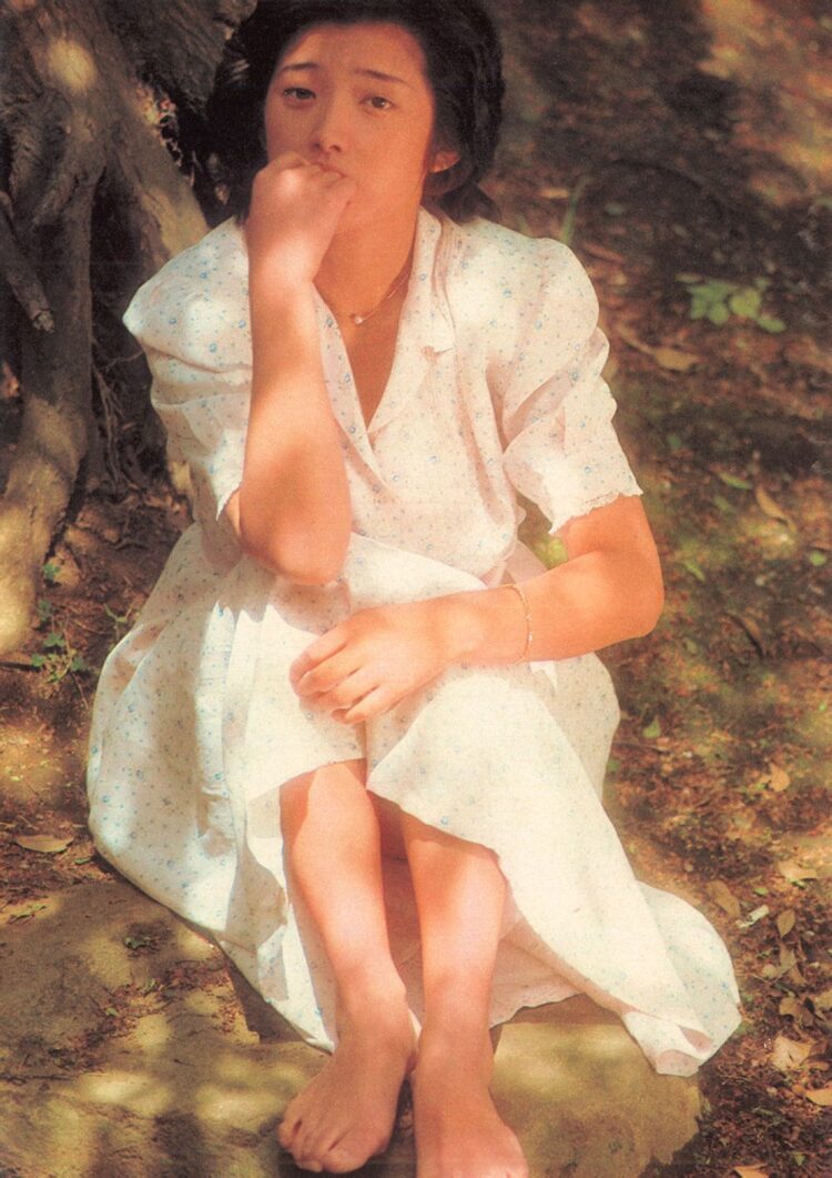 momoe yamaguchi feet