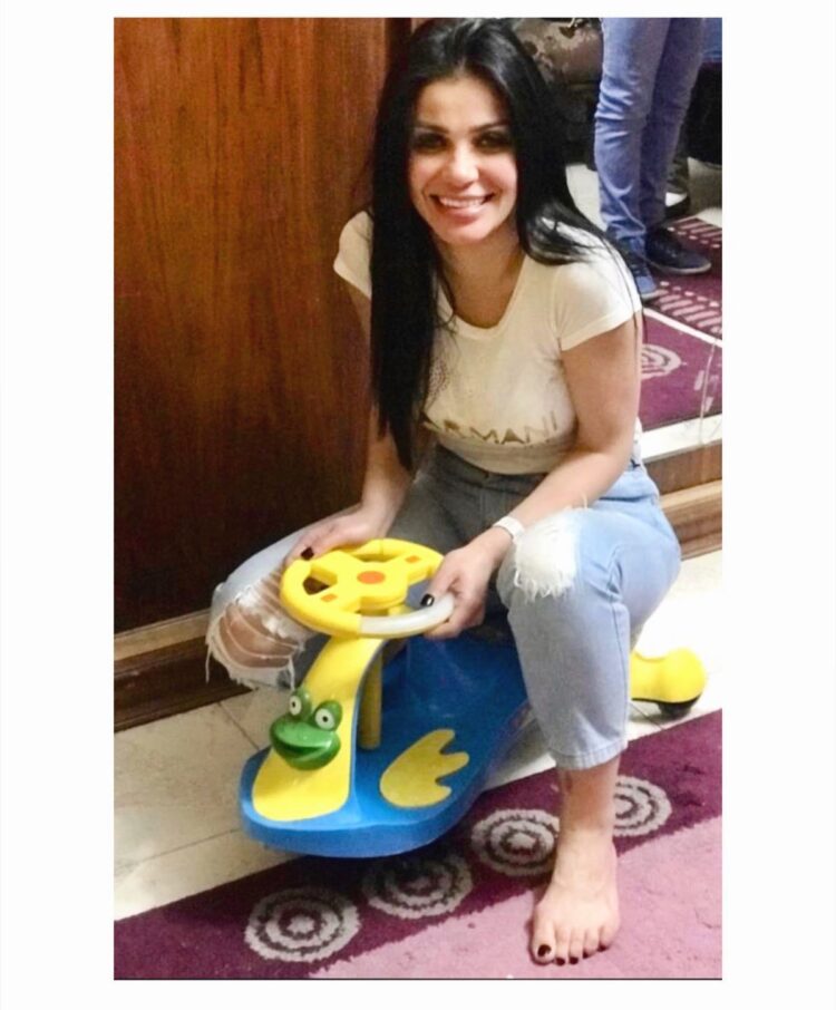 mona el shazly feet 3