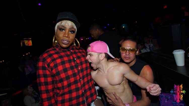 monet x change feet 4