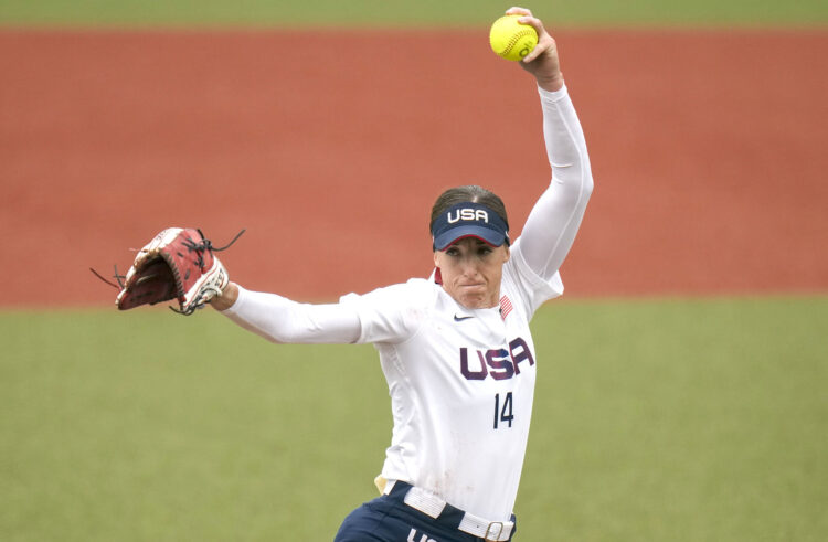 monica abbott feet 2