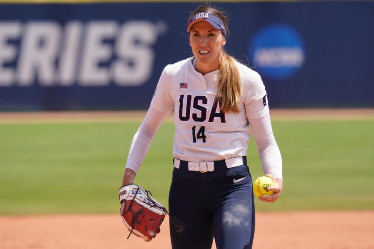 monica abbott feet 6