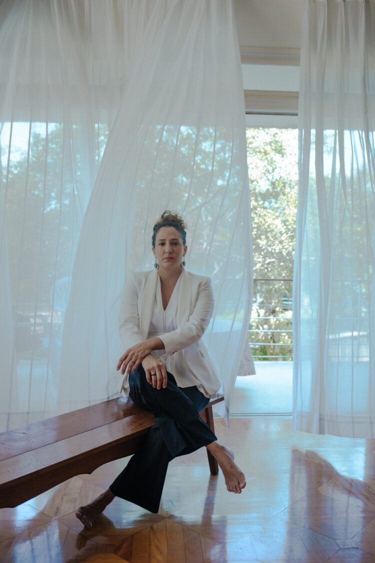 monica benicio feet 5