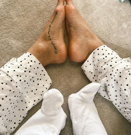 monica benini feet 1