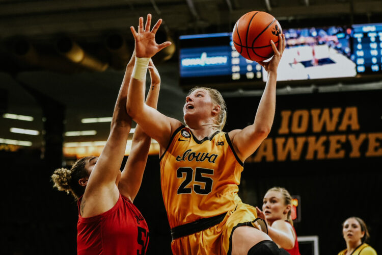 monika czinano feet 1