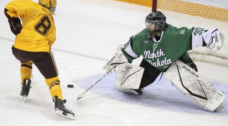 monique lamoureux kolls feet 4