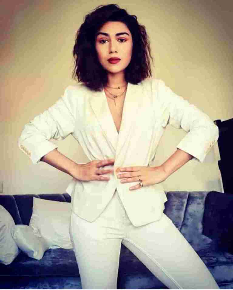 monizze malaspina feet 5