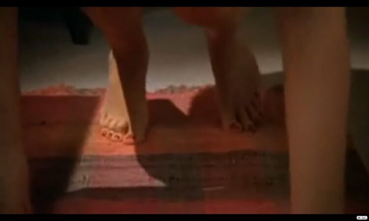 montserrat lombard feet 5