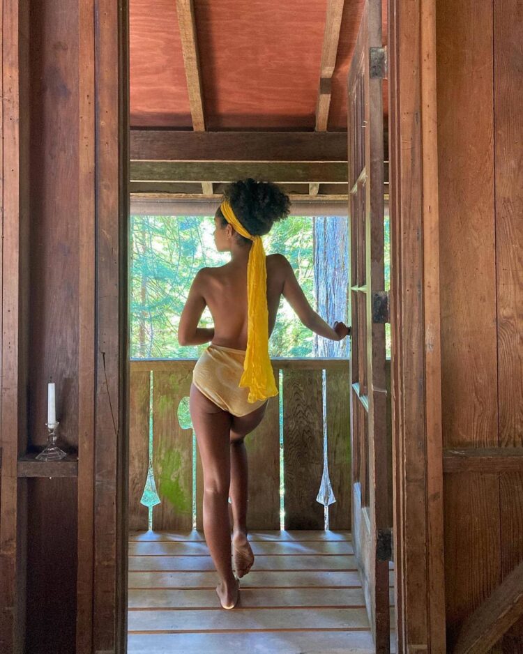 morgana van peebles feet 1