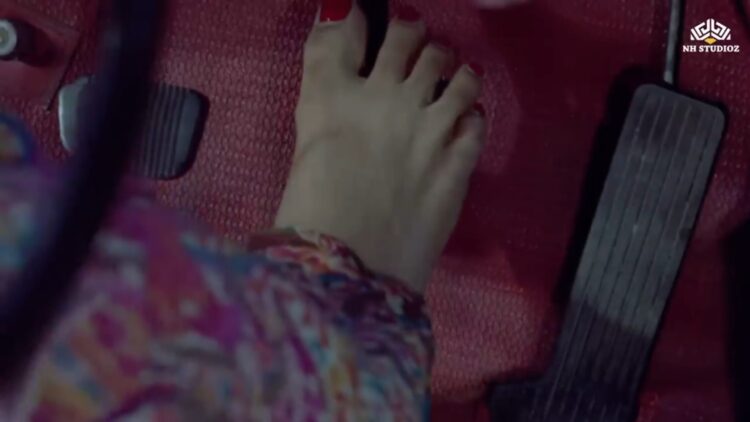 moushumi chatterjee feet