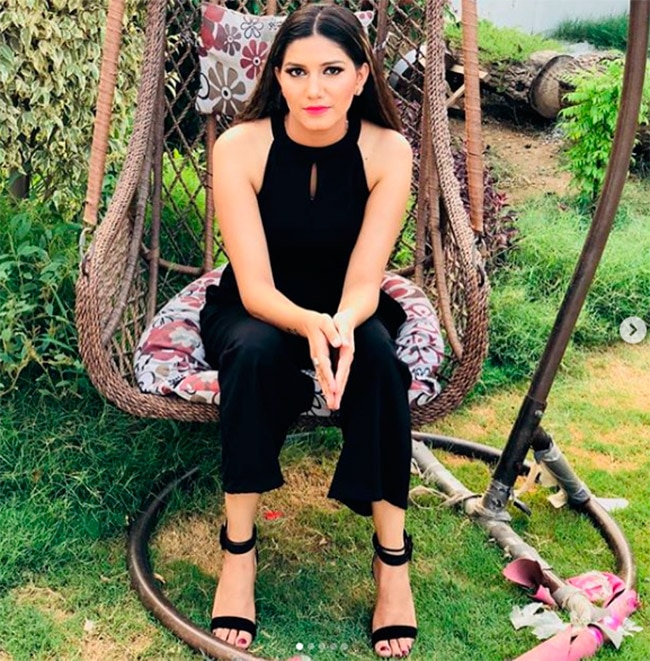 mrinal choudhary feet 5