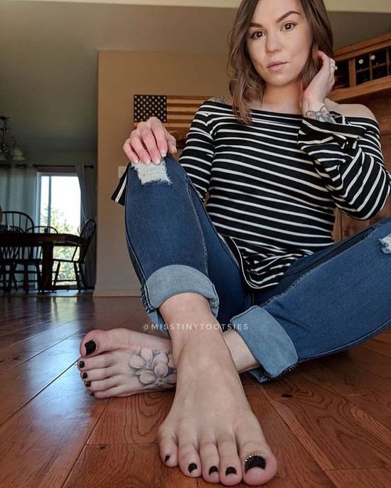 ms. tiny feet 2