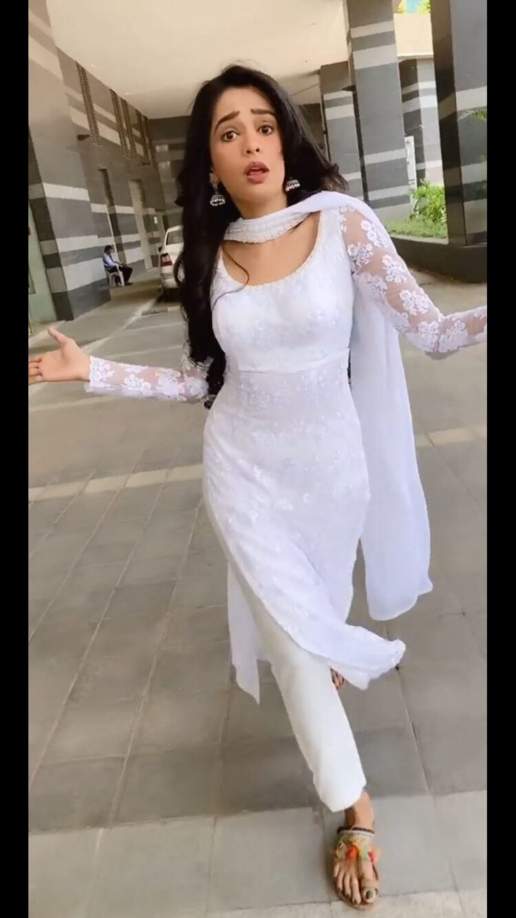 mugdha chaphekar feet 1 scaled