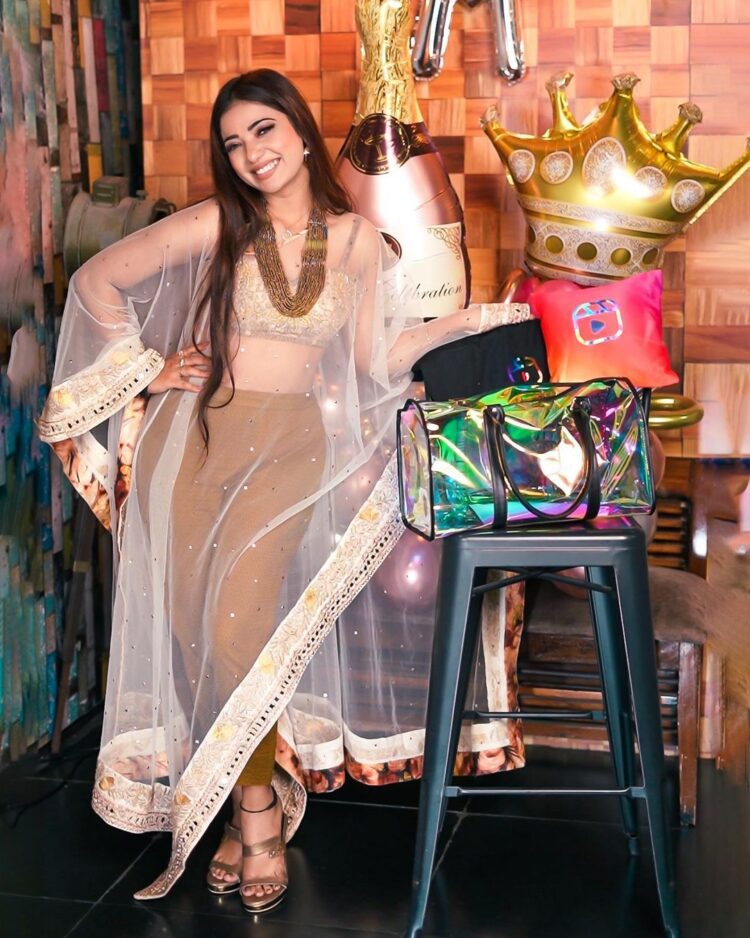 muskan sharma feet 4