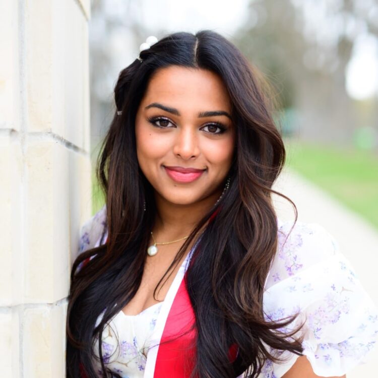 my pawfect family sahana feet 1