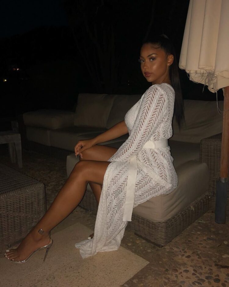 mya mills feet