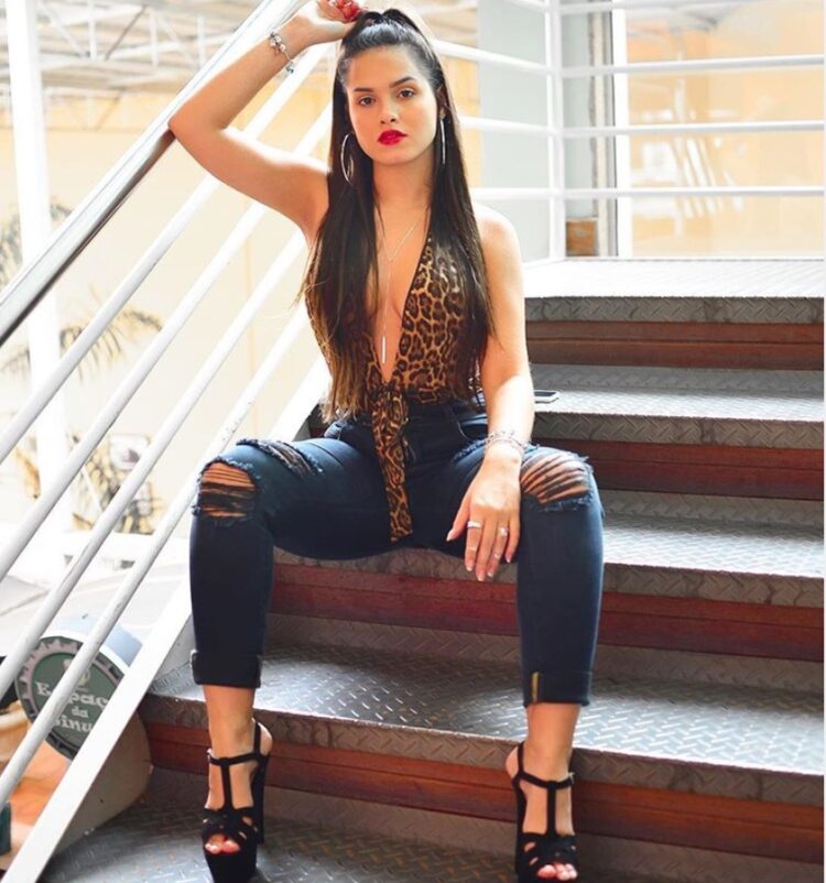 mylena delatorre feet 4