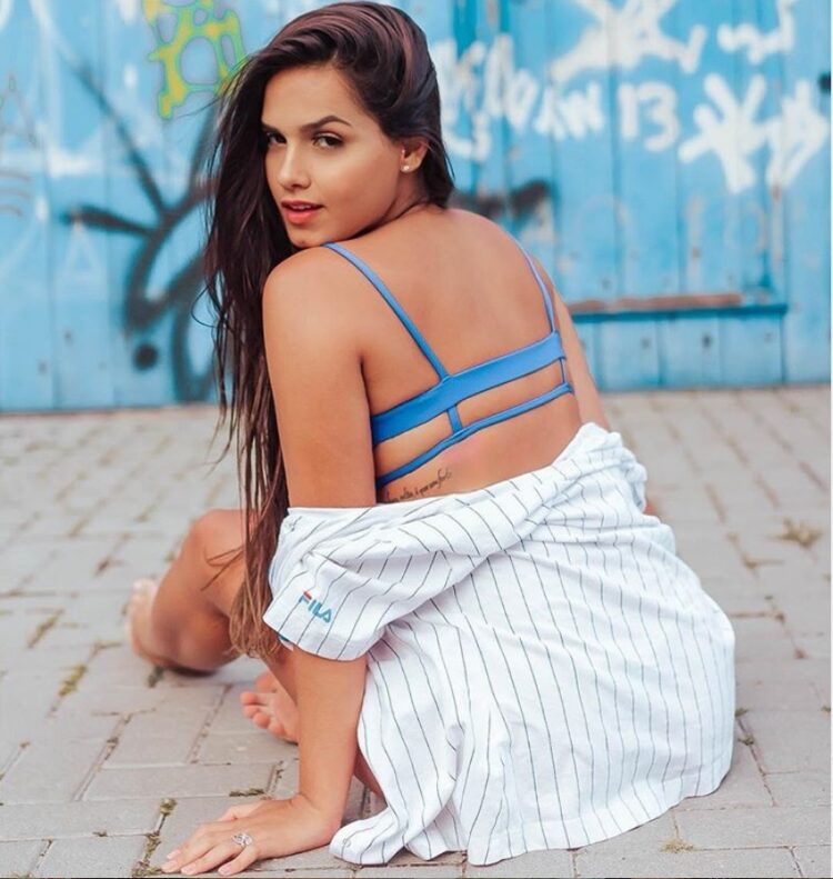 mylena delatorre feet