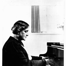 myra hess feet 6