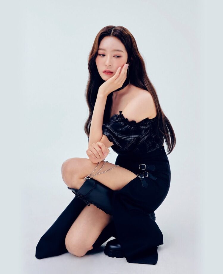 myung hyung seo feet