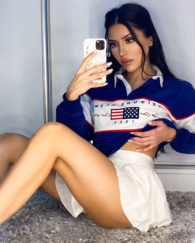 nabila indarwati feet 4