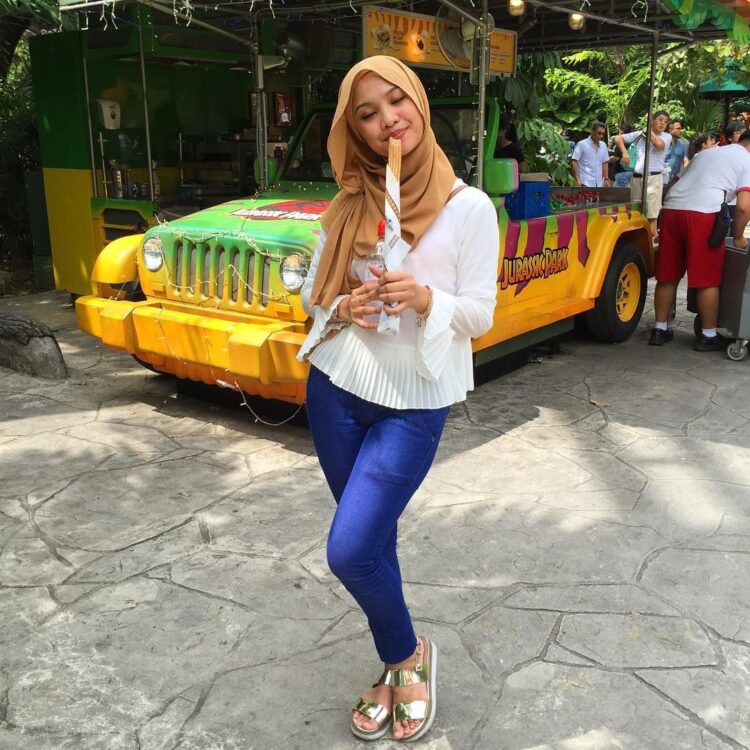 nabila razali feet 1