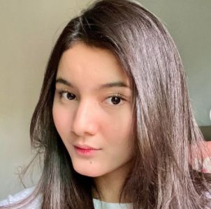 nabila zavira feet 6