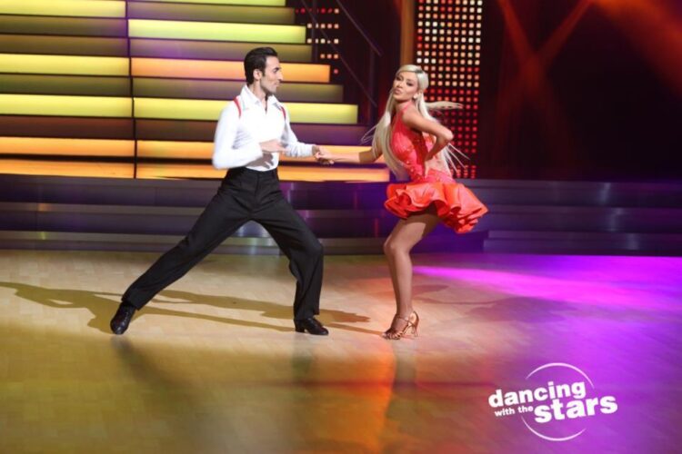 nada abou farhat feet 3