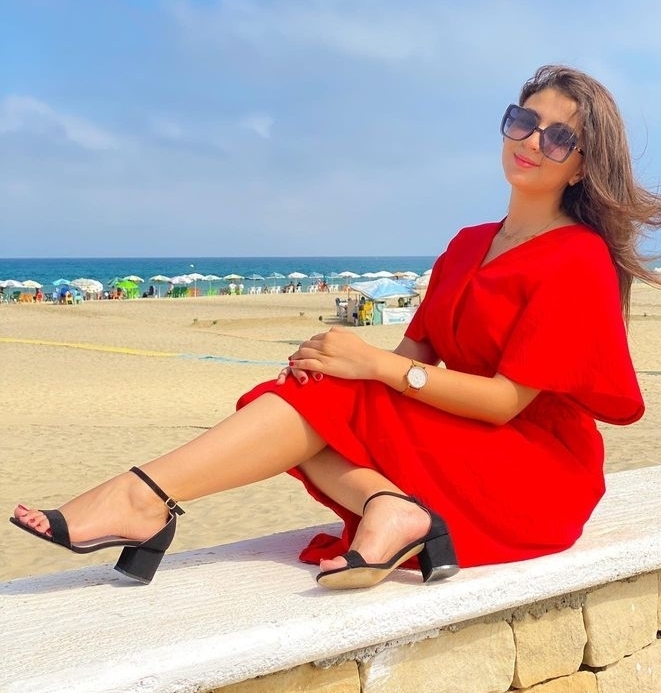 nada haddaoui feet 3