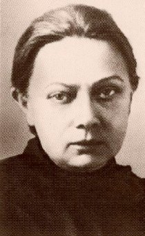 nadezhda krupskaya feet 1