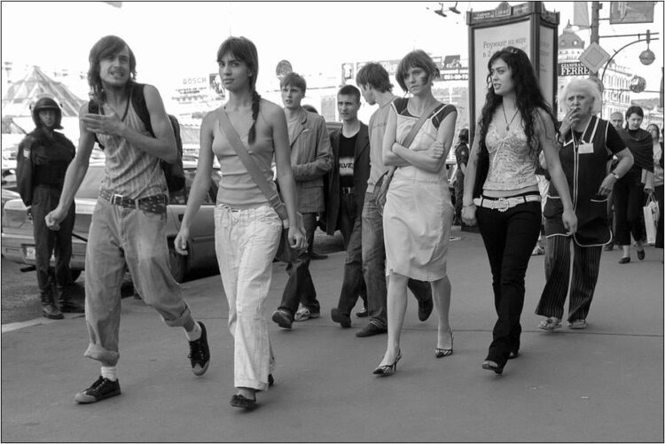 nadezhda tolokonnikova feet 5