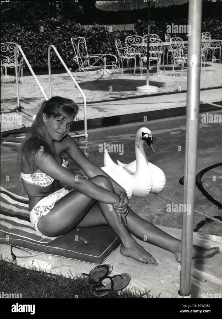 nadia girardi feet 6