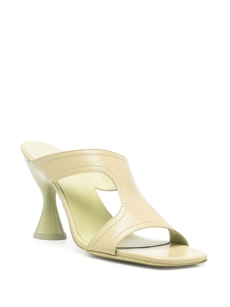 nadia mummy mo feet 1