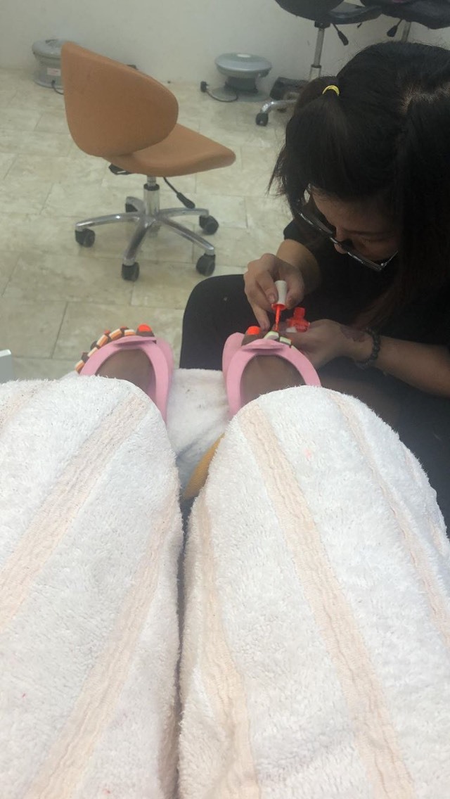 nadia rose feet