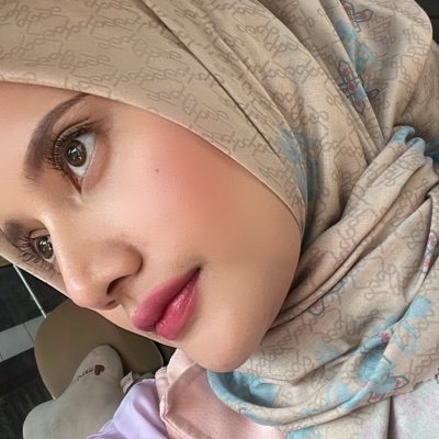 nadila fitria feet 4