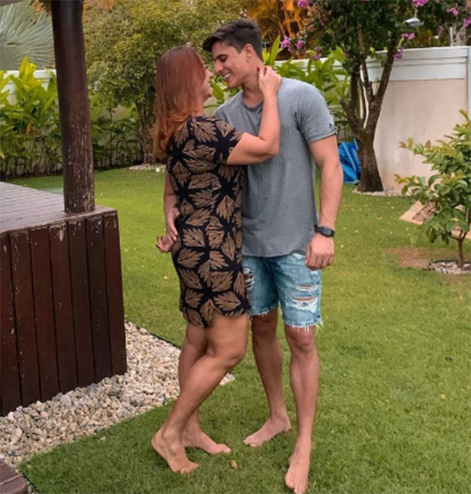 nadine goncalves feet 5