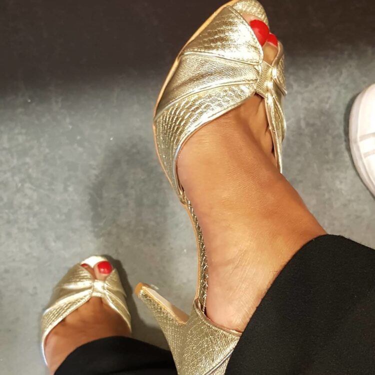 naga munchetty feet 4