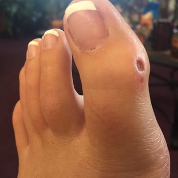 naila in vogue feet 6