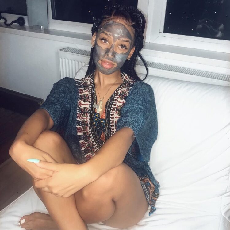 nakita johnson feet 3