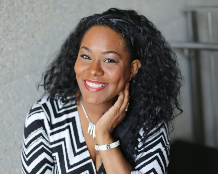 nakita mcgraw feet 6