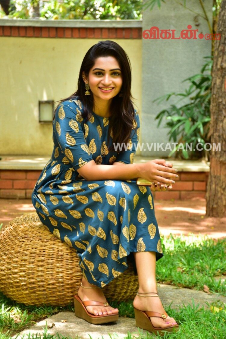 nakshathra nagesh feet 2