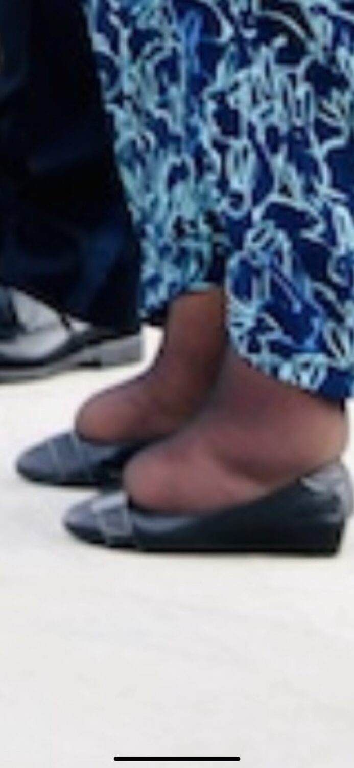 naledi pandor feet 2