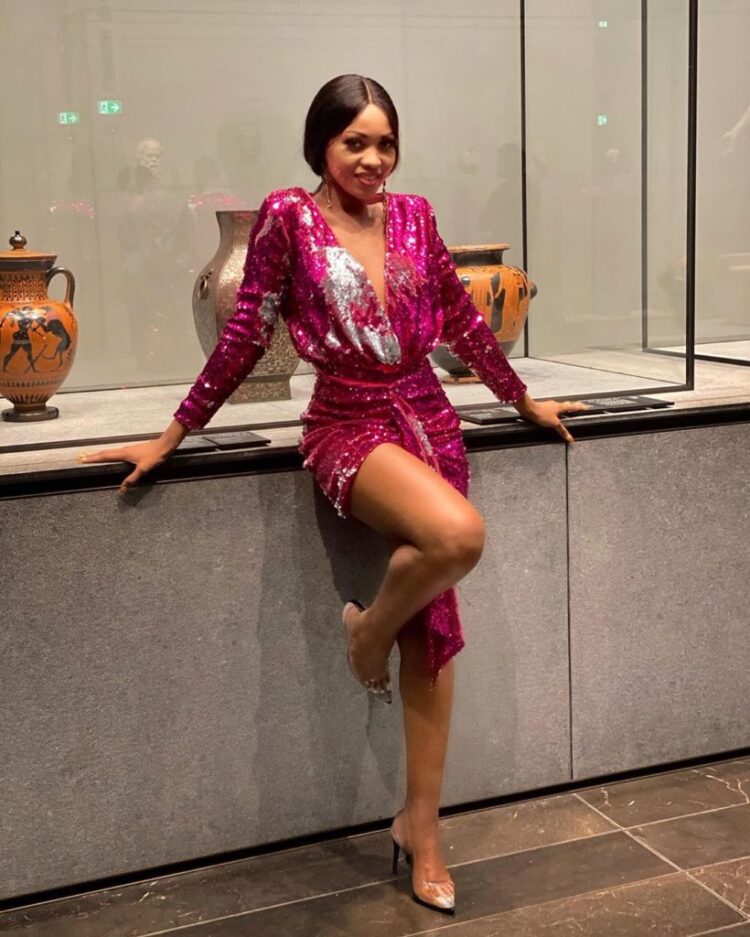 nana akua addo feet 6