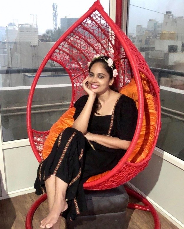 nandita swetha feet 5