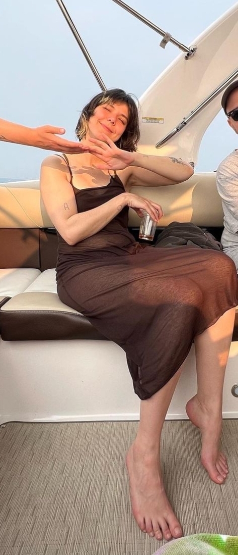 nanna bryndis hilmarsdottir feet 1