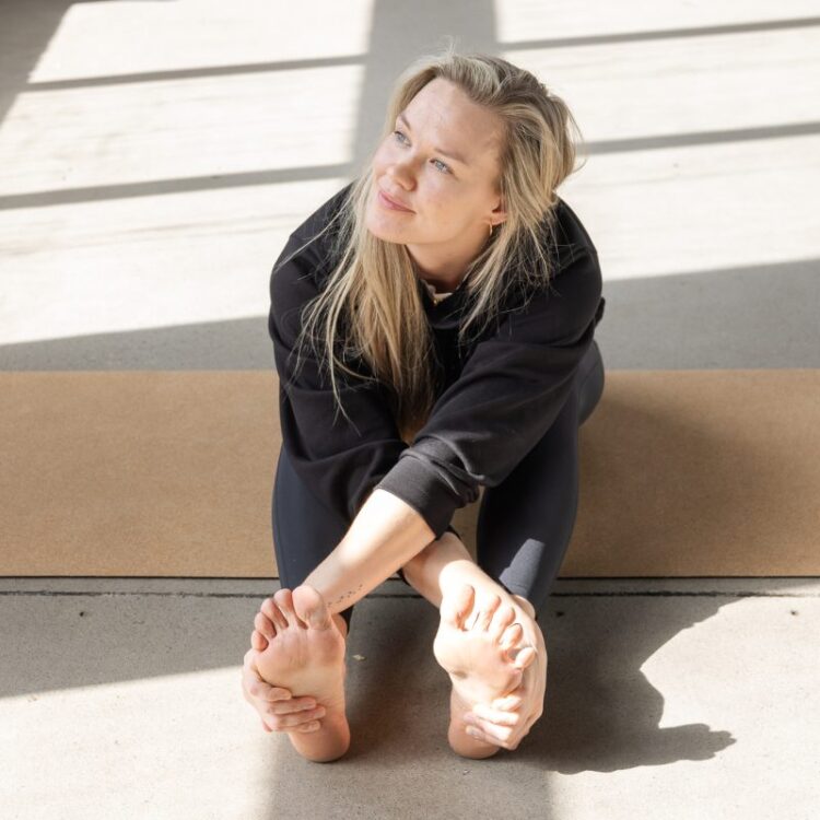 nanna karalahti feet 3