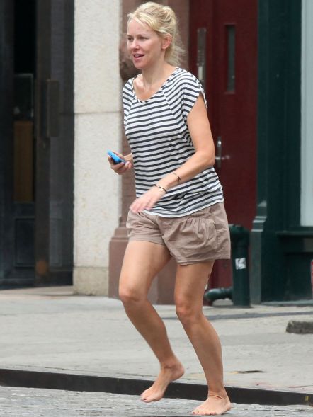 naomi anderson feet 4