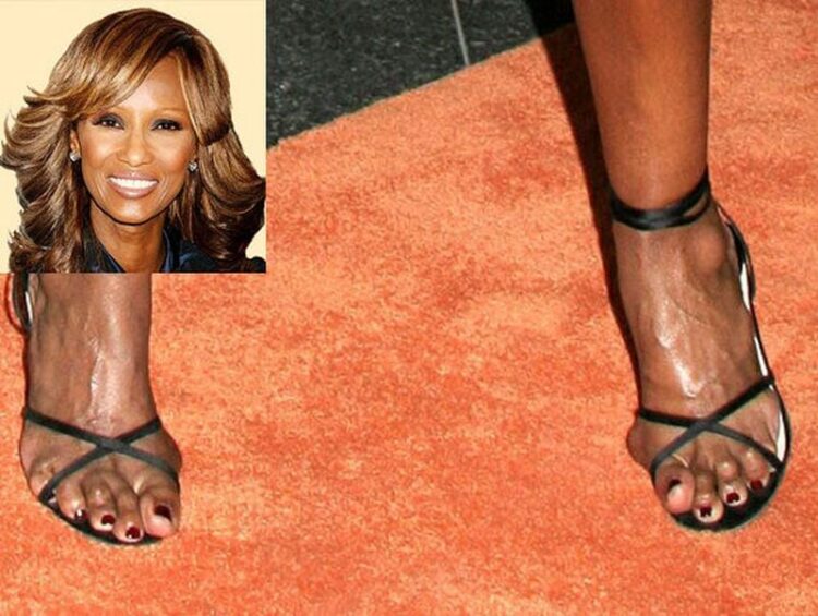 naomi campbell feet 2
