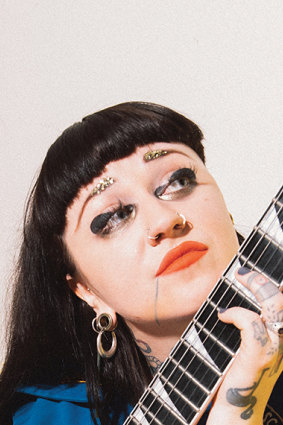 naomi saalfield feet 4