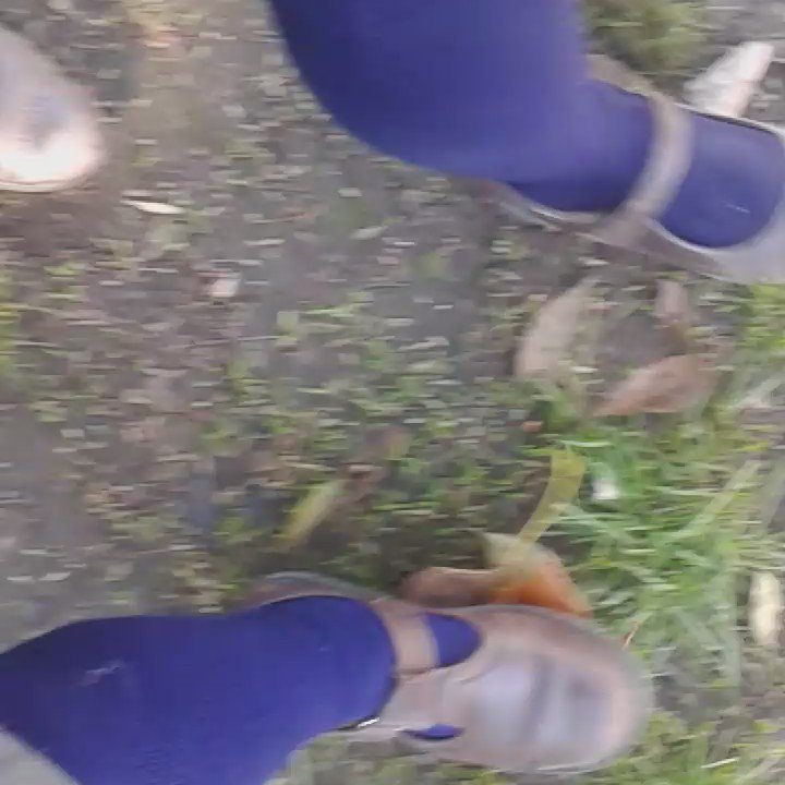 narella clausen feet 3